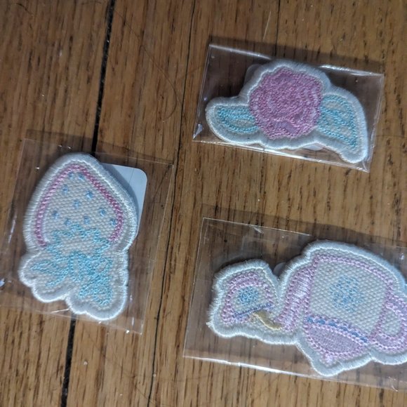 Stoney clover lane patches - Picture 5 of 5